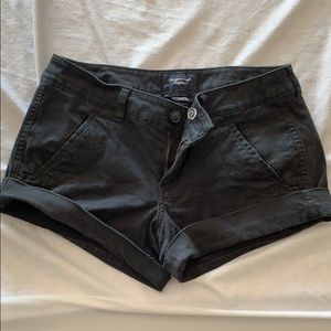 American Eagle black stretch short